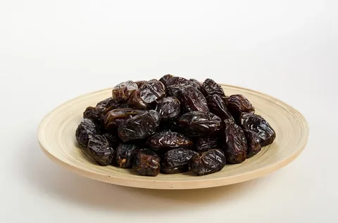 تصویر 3 از خرما مضافتی شیره دار با طعم غنی و طبیعی